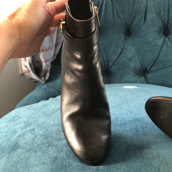 Tory Burch Shoes - Tory‎ Burch like new heeled booties